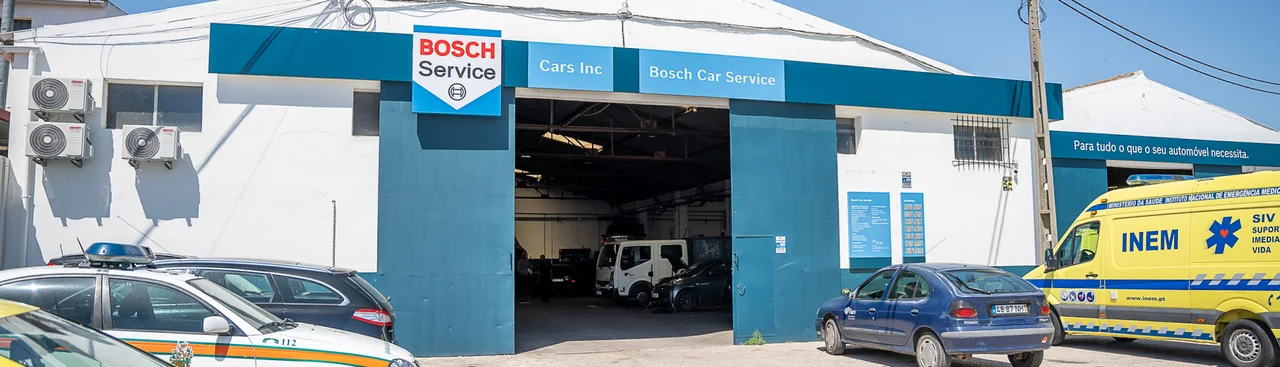 Фасад мастерской Cars Inc / Bosch Car Service, Faro
