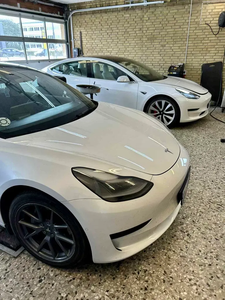 Фотография мастерской Ekstrand Garage — обслуживание Tesla.