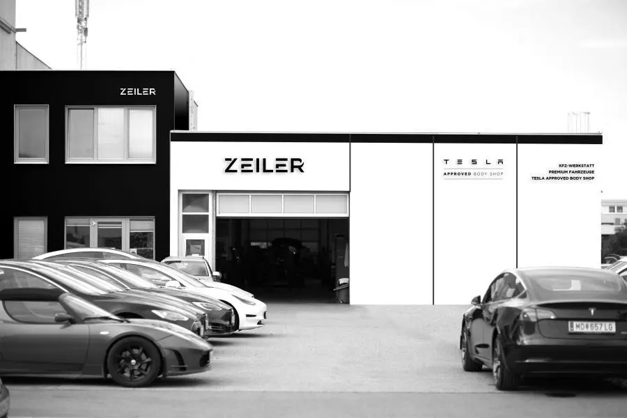 Фотография мастерской KFZ Zeiler Wien-Nord — кузовной ремонт Tesla.