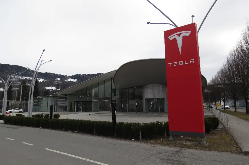 Сервисный центр Tesla в Зальцбурге.