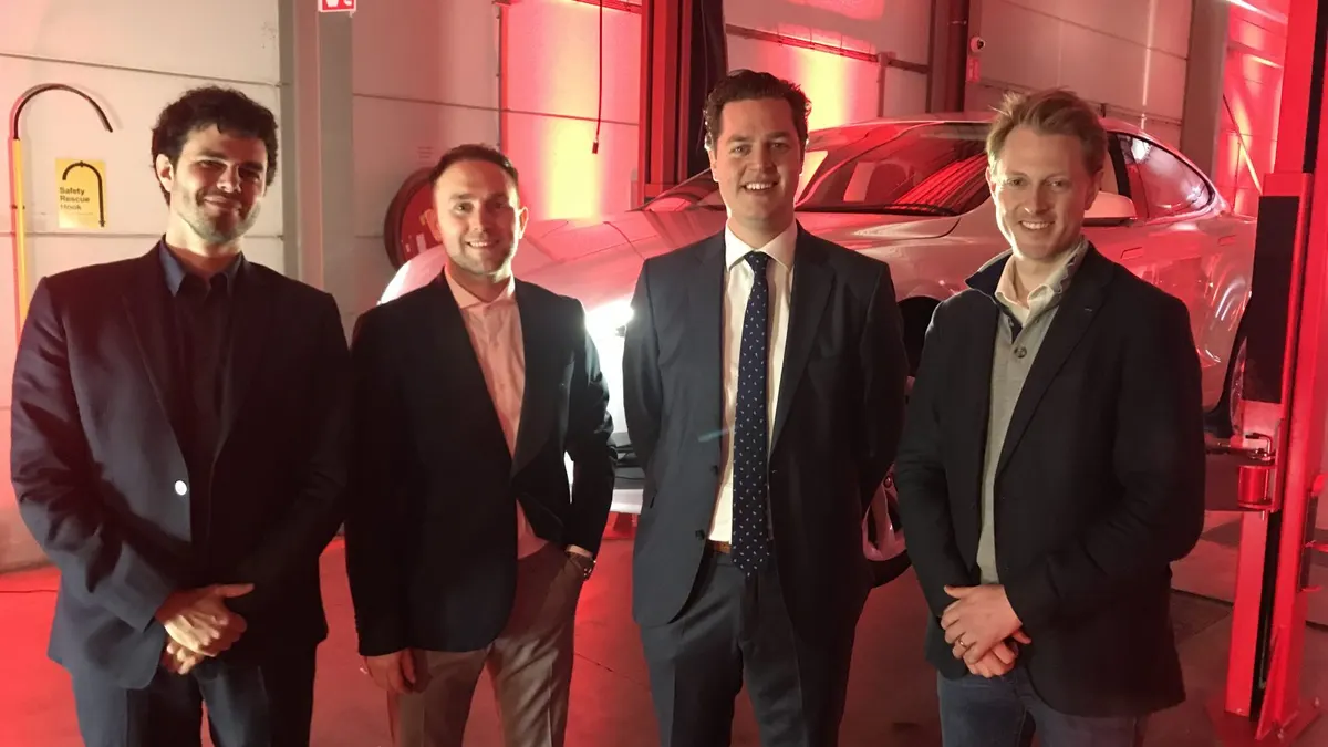 Сервисный центр Tesla в Хасселте.