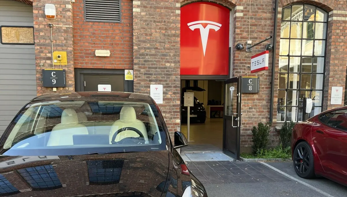 Сервисный центр Tesla в Осло.