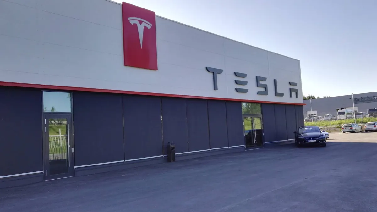 Центр Tesla в Brumunddal