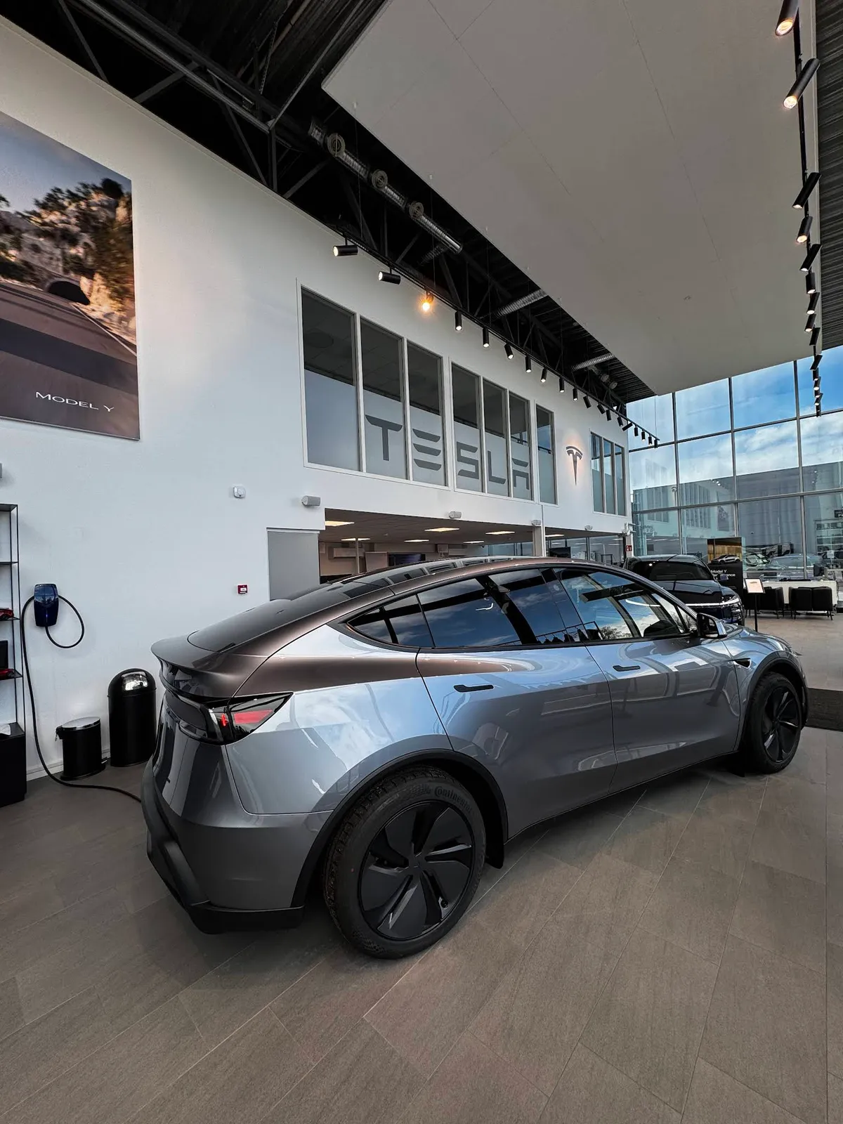 Центр Tesla в Tønsberg