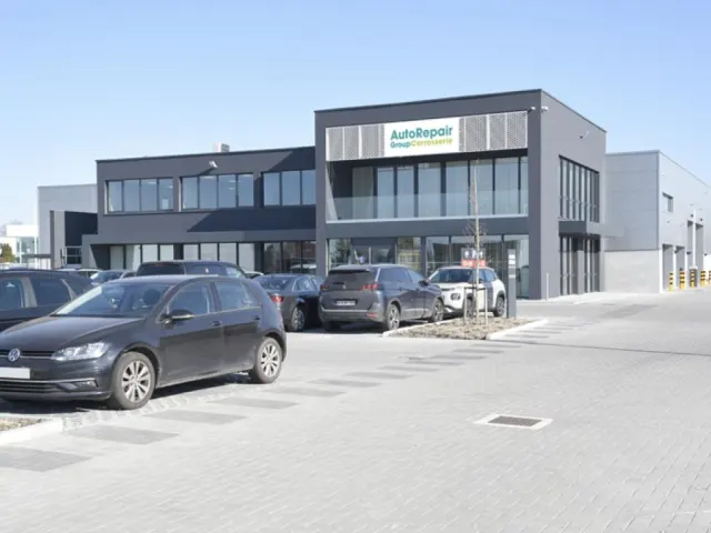 Außenansicht des Karosseriebetriebs AutoRepairGroup in Zaventem.