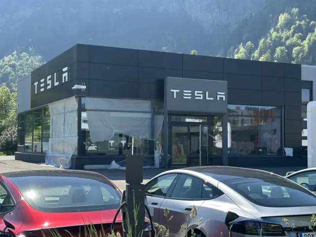 Tesla-Servicecenter in Dornbirn.