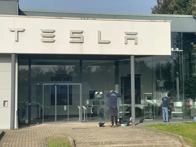 Tesla-Servicecenter in Zaventem.