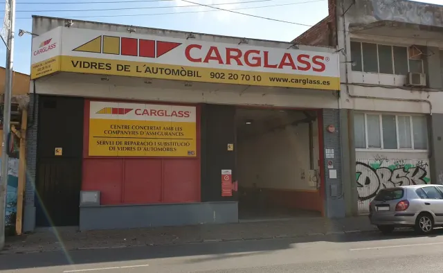 Exterior del centro Carglass Girona Sant Narcís.