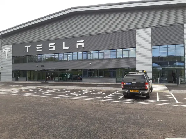 Tesla Wolverhampton service and body repair centre on Mammoth Drive.